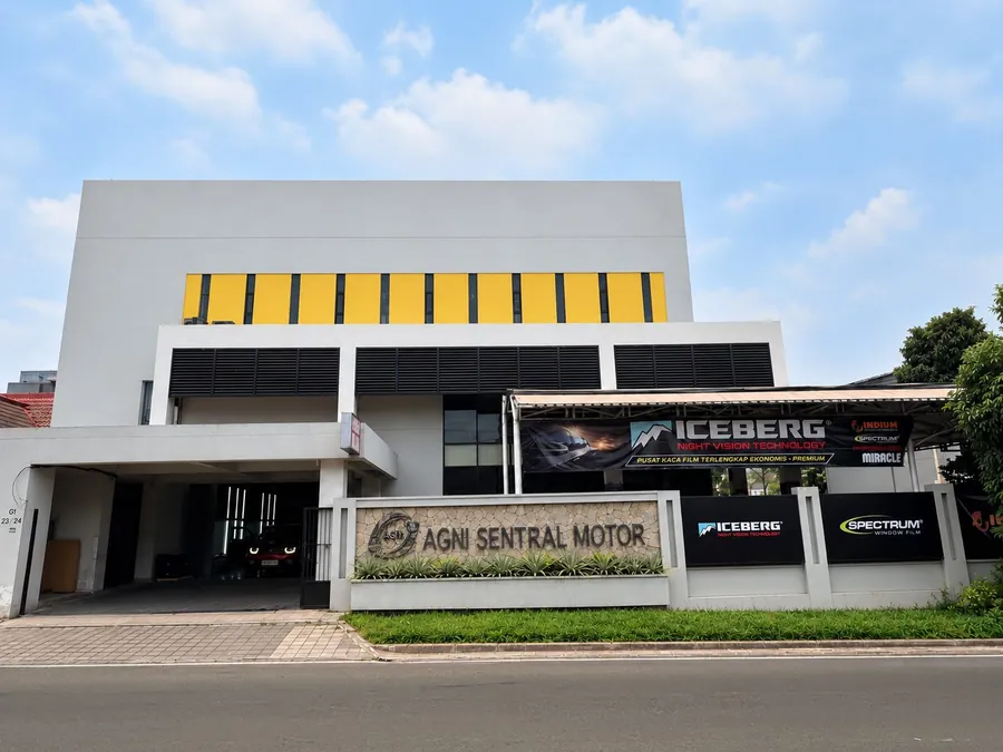 Kantor pusat Agni Sentral Motor di BSD City